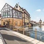 Nepomuk Hotel 4*
