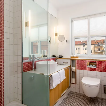 Nepomuk Hotel 4*