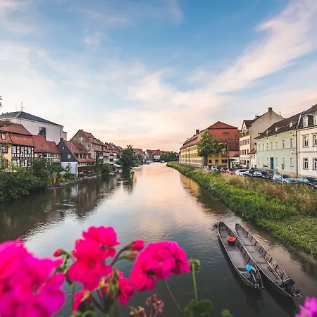 Nepomuk فندق بامبرج