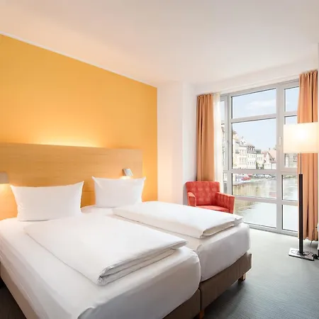 Nepomuk Hotel 4*