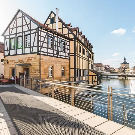 Nepomuk Hotel 4*